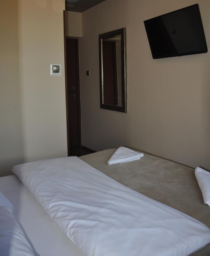 Hotel Mis Бохня Екстер'єр фото